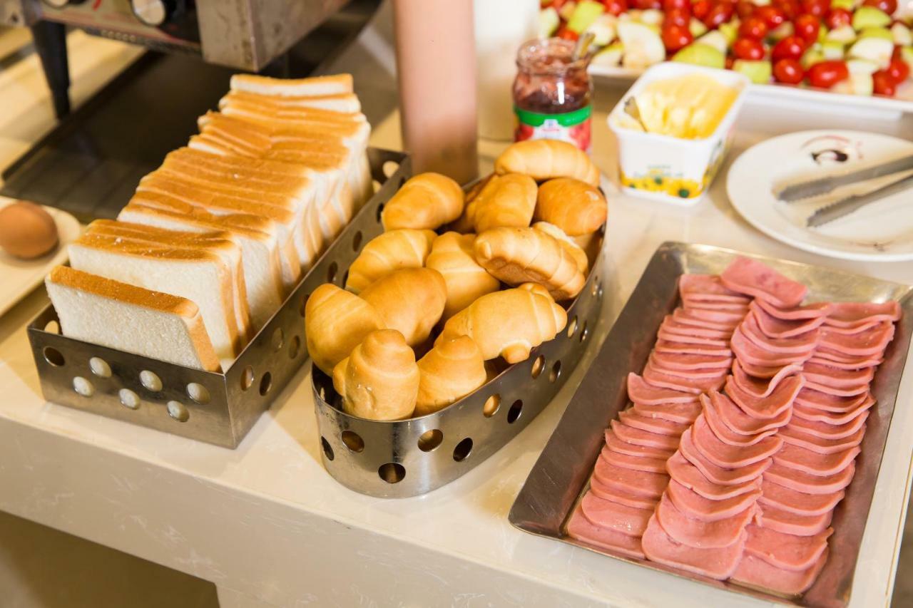 Ibis Dongguan Dongcheng Hotel Екстериор снимка